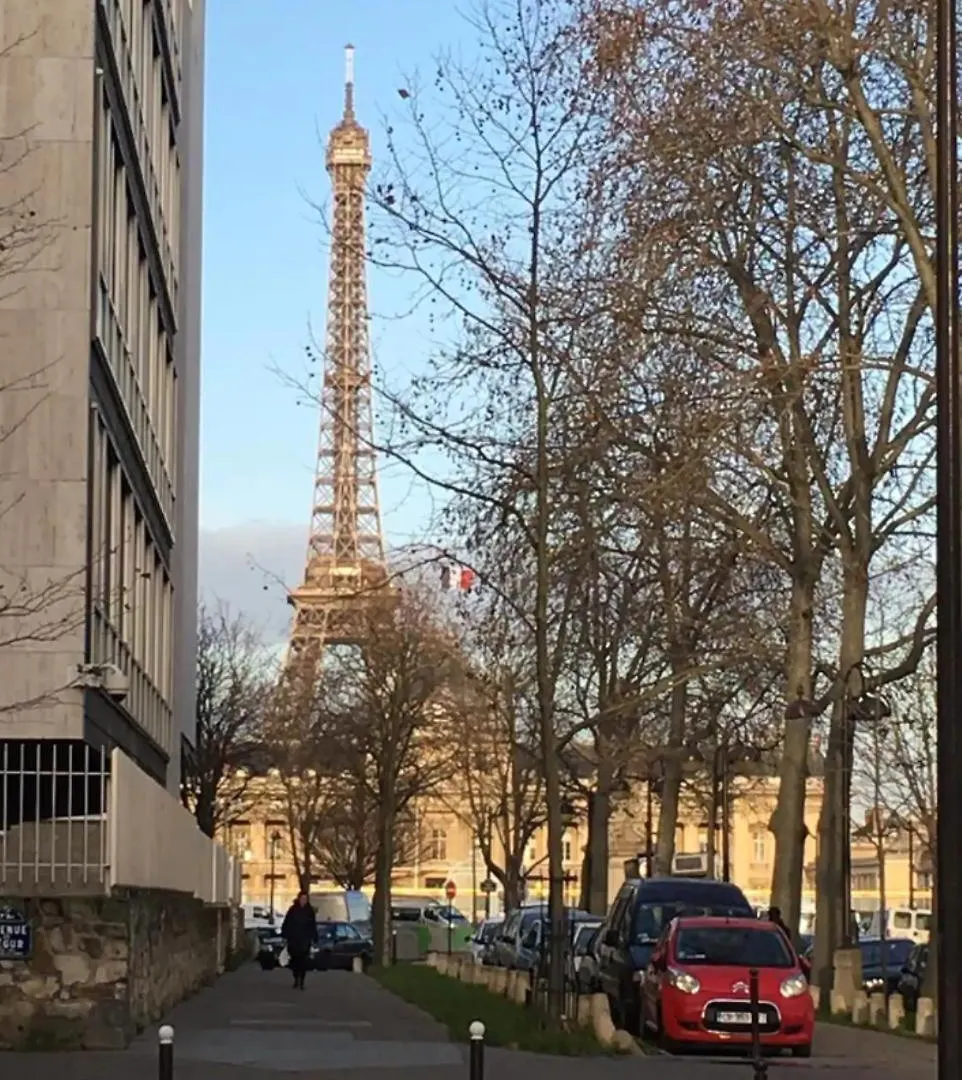 Apartment Pour Deux Face A La Tour Eiffel *